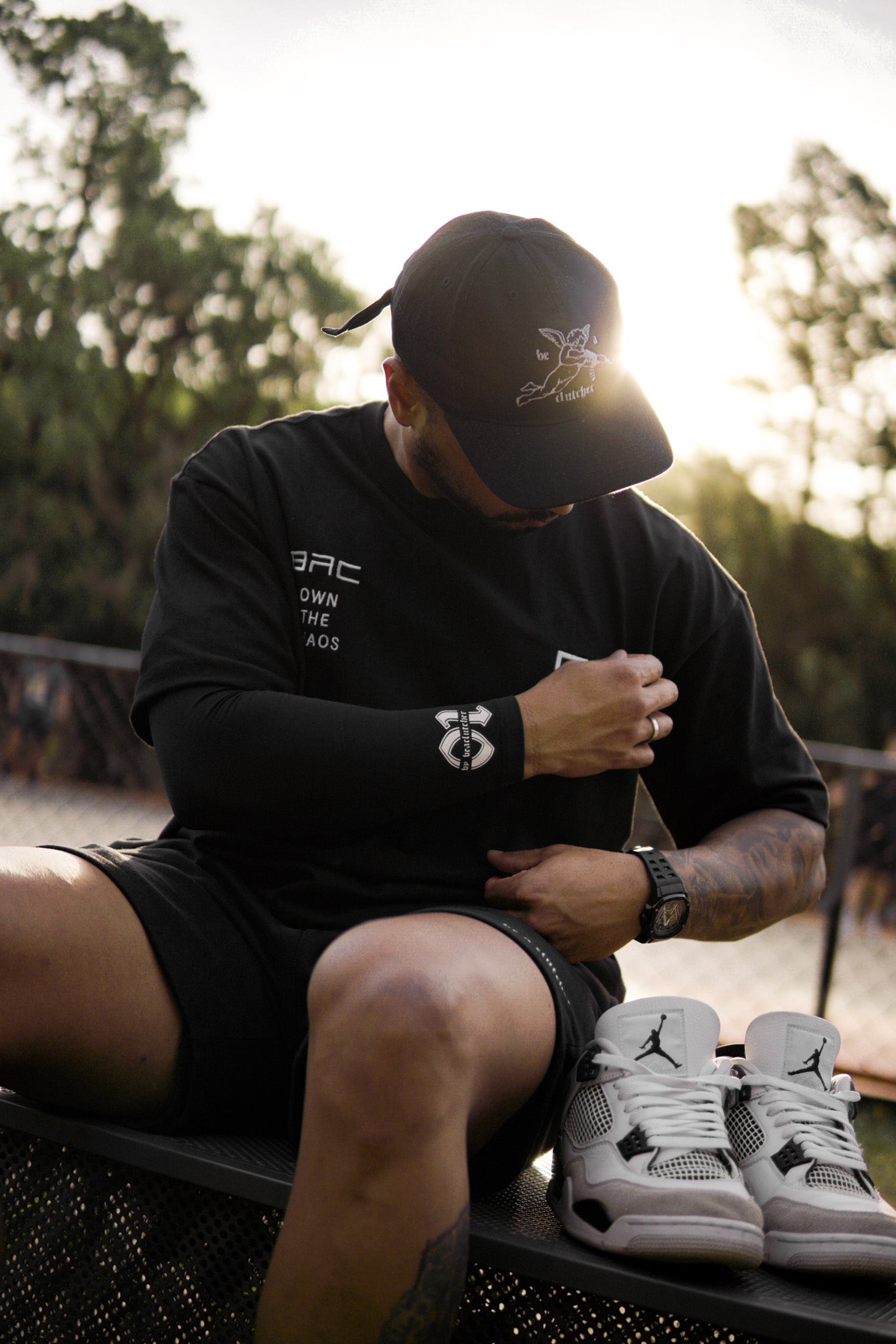 SLEEVE 2K25 PRETO COM BRANCO