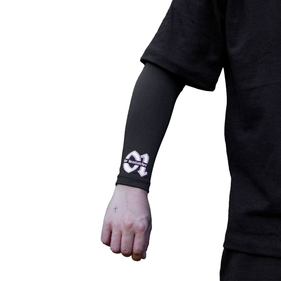 SLEEVE 2K25 PRETO COM BRANCO